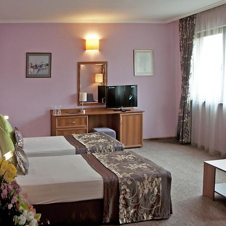 Hotel Real بلوفديف المظهر الخارجي الصورة
