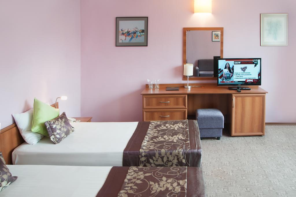 Hotel Real بلوفديف الغرفة الصورة