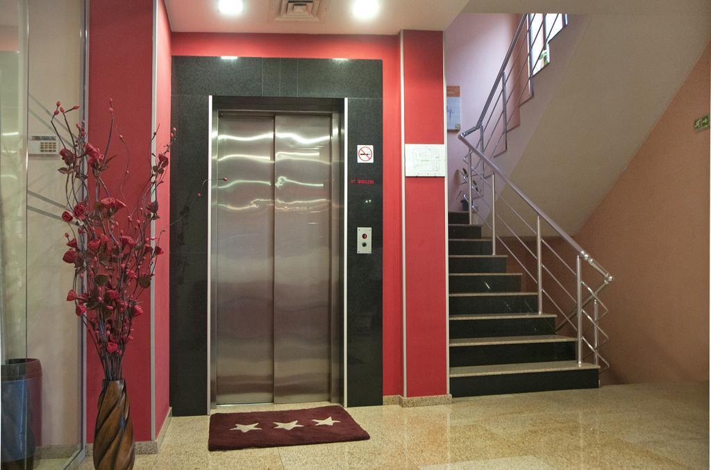 Hotel Real بلوفديف المظهر الخارجي الصورة