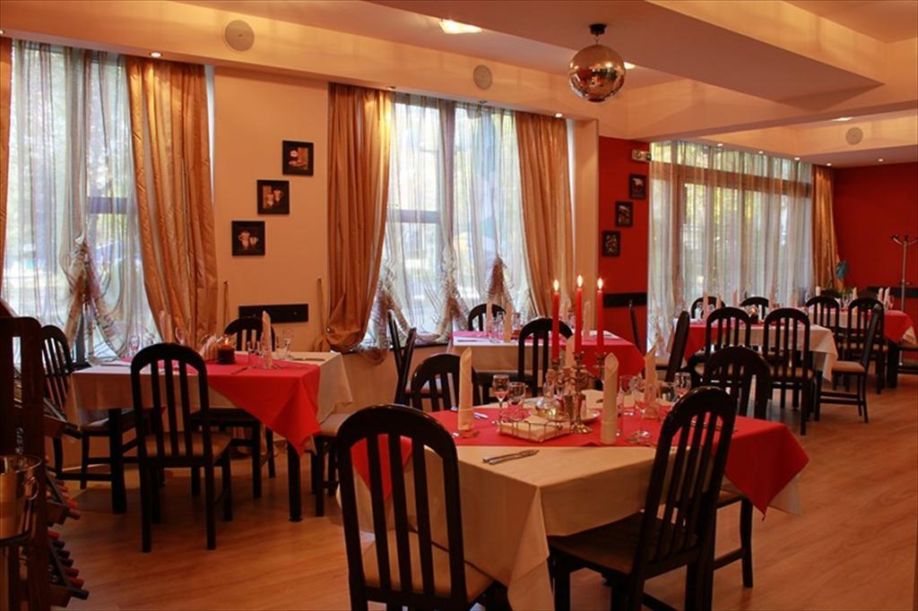 Hotel Real بلوفديف المظهر الخارجي الصورة