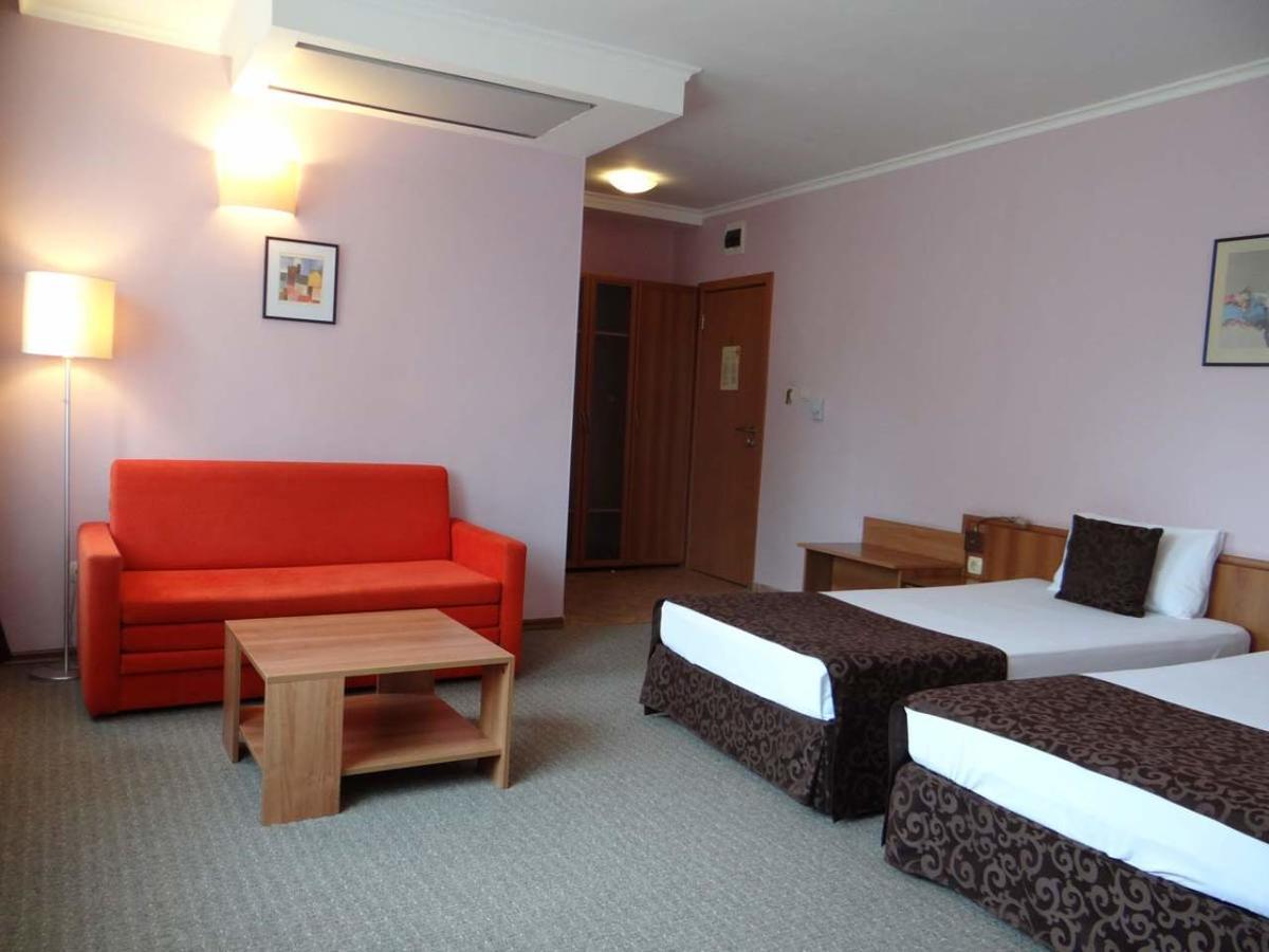 Hotel Real بلوفديف المظهر الخارجي الصورة
