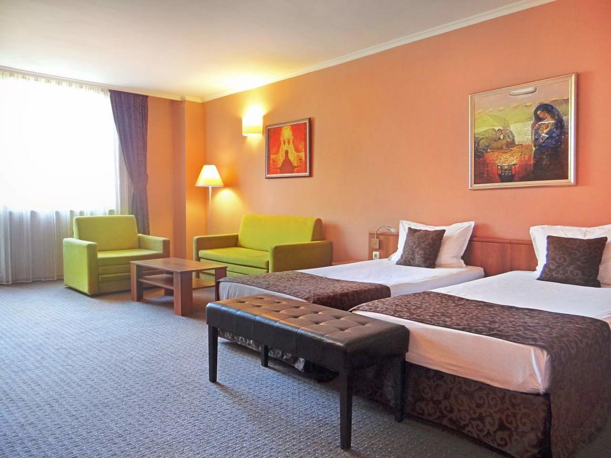 Hotel Real بلوفديف المظهر الخارجي الصورة